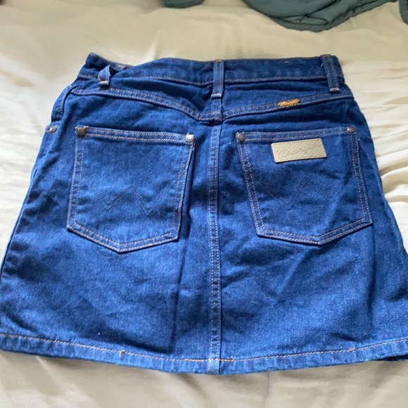 Vans jean skirt - Picture 2 of 2